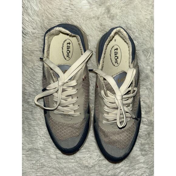 NWOB Taos Mesh And Fabric Lace Up Sneakers Size 8 - Picture 2 of 10